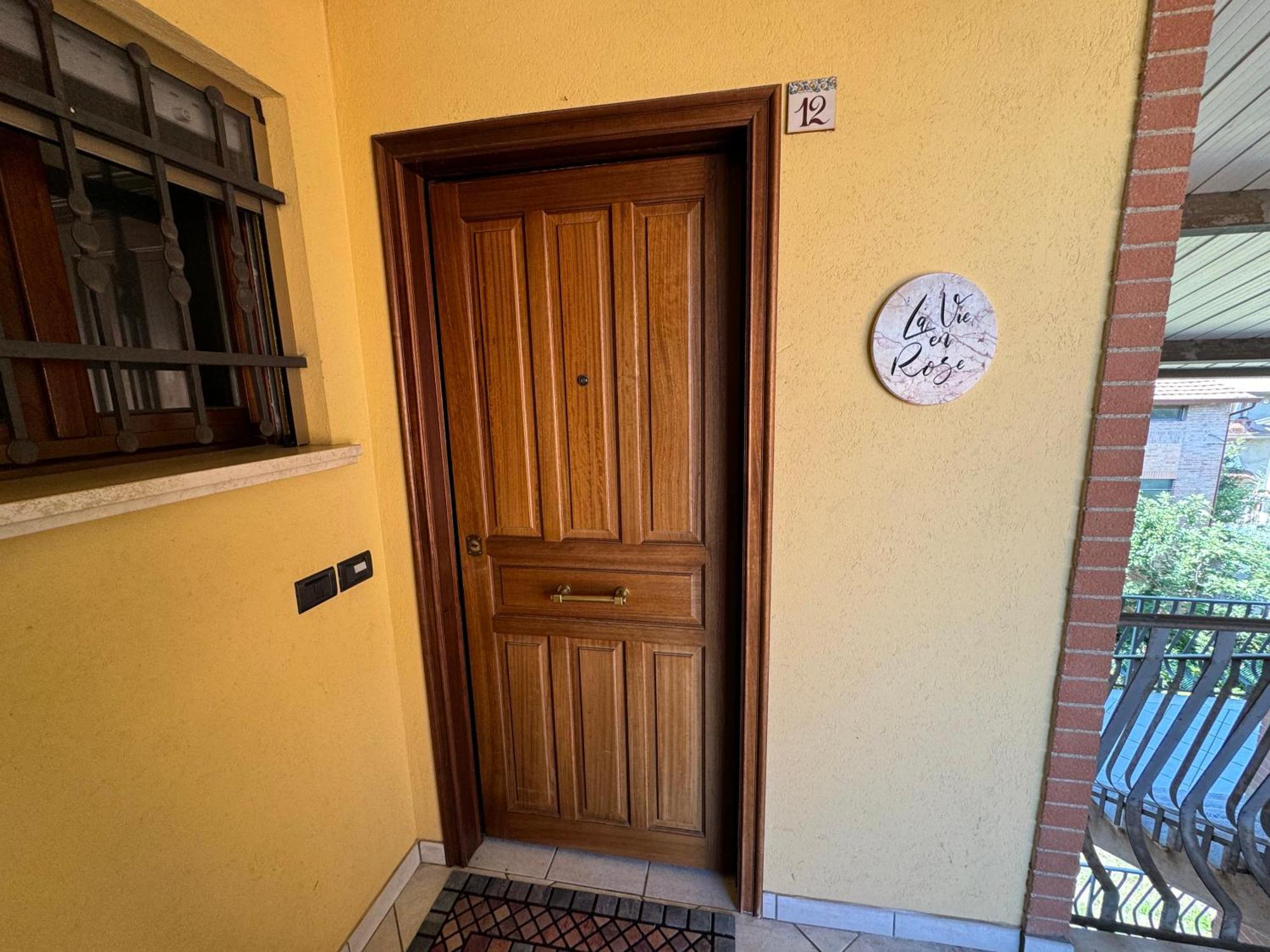 La Vie En Rose Apartment Santa Maria Degli Angeli  Exterior photo